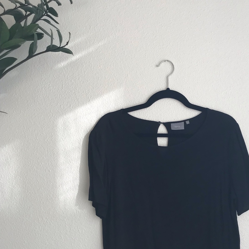 Black rayon t-shirt